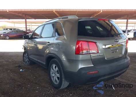 2013 Kia Sorento Lx из США, поврежденный, VIN 5XYKT3A65DG424164